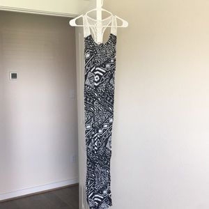 Netted Racerback Black and White Geometric Maxi